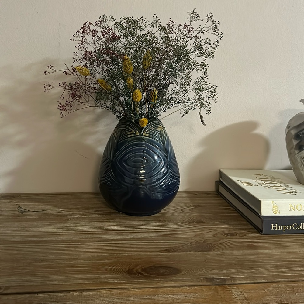 Cera Cuba Porcelain or ceramic Vase 7.5” high